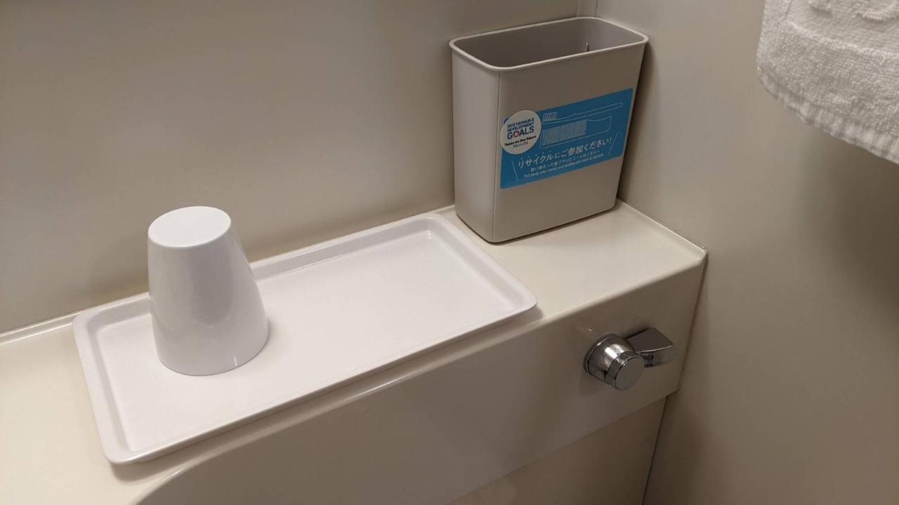 Toyoko Inn Osaka Kyobashi Sakuranomiya Buitenkant foto